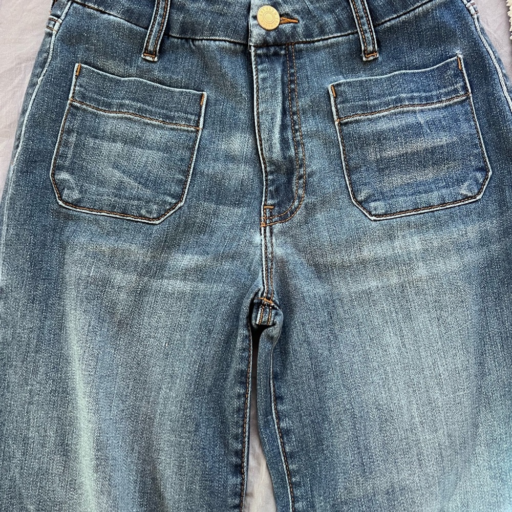 Kut from the Kloth Flare Jeans in Classic Blue